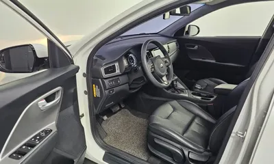Kia Niro 2017, 145538 км, за 7877.12 USD - фото 10