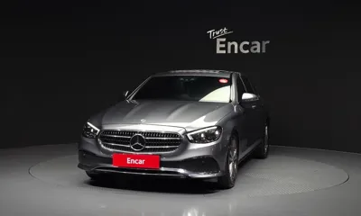 Mercedes-Benz E-Class 2022, 109887 км, за 20677.43 USD