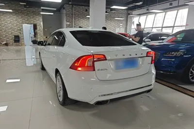 Volvo S60 2015, 108100 км, за 7279 USD