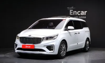 Kia Canival · 2019 год
