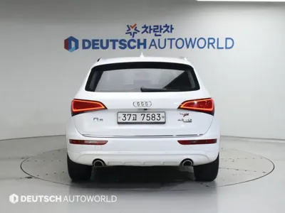 Audi Q5 2015, 140687 км, за 8204.72 USD