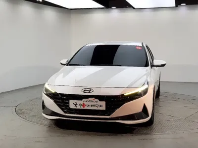 Hyundai Avante 2021, 102050 км, за 8861.76 USD