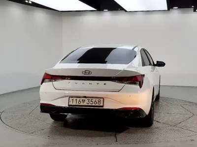 Hyundai Avante 2021, 102050 км, за 8861.76 USD