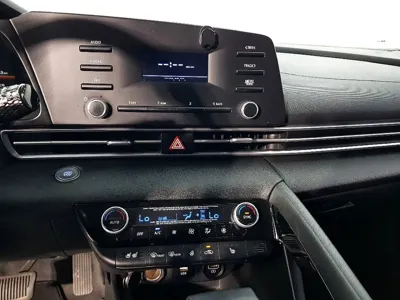 Hyundai Avante 2021, 102050 км, за 8794.79 USD - фото 15
