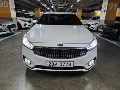 Kia K7 · 2016 год