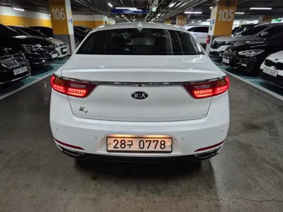 Kia K7 2016, 158217 км, за 4553.75 USD