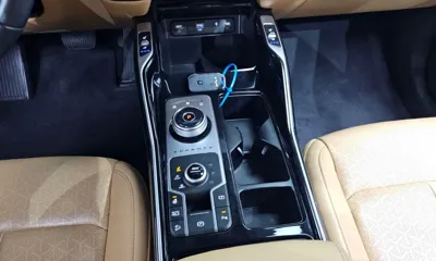 Kia Sorento 2023, 55045 км, за 19536.41 USD - фото 9