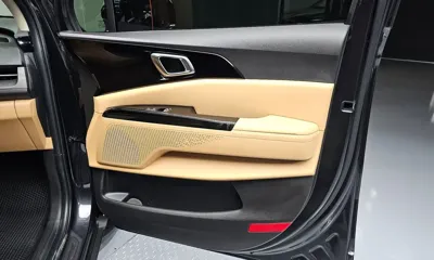 Kia Canival 2023, 8390 км, за 22149.85 USD - фото 25