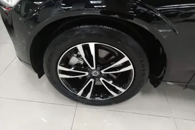 Volvo XC60 2019, 102100 км, за 16801 USD - фото 10