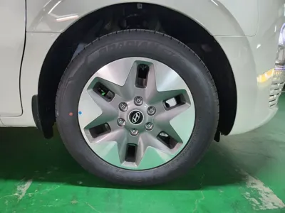 Hyundai Staria 2025, 500 км, за 23841.04 USD - фото 20