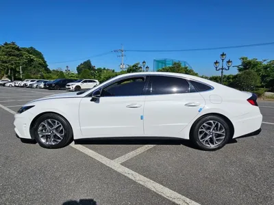 Hyundai Sonata 2022, 98800 км, за 12611.32 USD - фото 11
