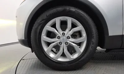 Land Rover Discovery 2018, 56097 км, за 17421.82 USD