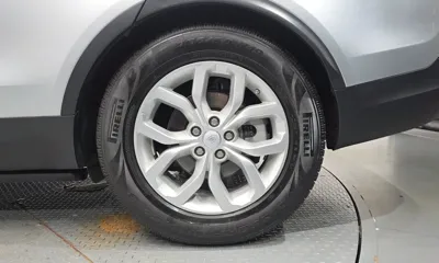 Land Rover Discovery 2018, 56097 км, за 17421.82 USD - фото 21