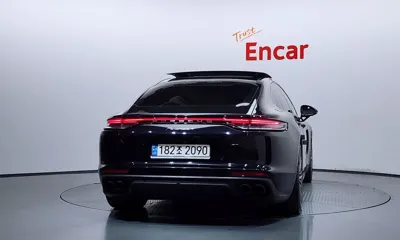Porsche Panamera 2021, 75711 км, за 55295.39 USD