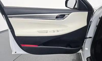 Hyundai Grandeur 2022, 61460 км, за 15953.63 USD - фото 24
