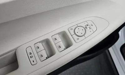 Hyundai Grandeur 2022, 61460 км, за 15953.63 USD - фото 38