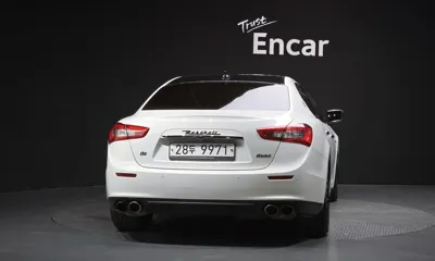 Maserati Ghibli 2014, 138096 км, за 10437.18 USD