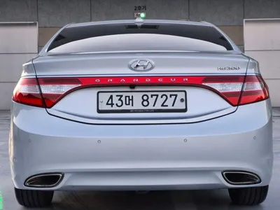 Hyundai Grandeur 2012, 177890 км, за 2732.24 USD
