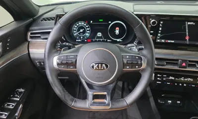 Kia K5 2021, 99118 км, за 13088.66 USD - фото 14