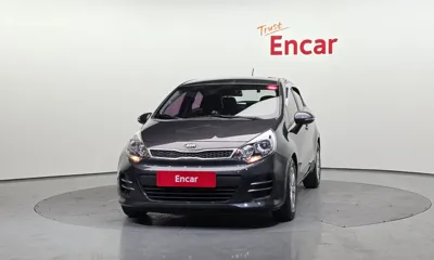 Kia Pride 2016, 91644 км, за 3898.25 USD