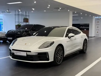 Porsche Panamera 2024, 17158 км, за 98371.39 USD