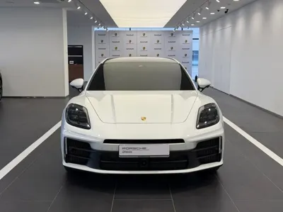Porsche Panamera 2024, 17158 км, за 98371.39 USD