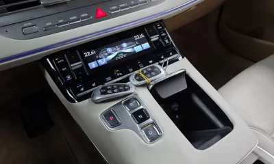 Hyundai Grandeur 2022, 154827 км, за 12351.29 USD - фото 9