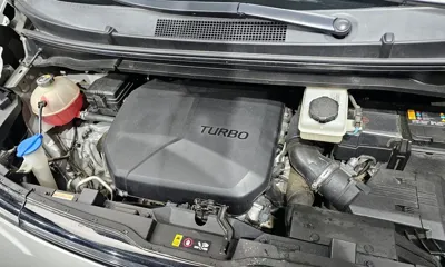 Hyundai Staria 2022, 114460 км, за 15294.74 USD - фото 6