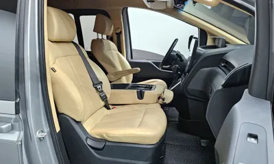 Hyundai Staria 2022, 114460 км, за 15294.74 USD - фото 10