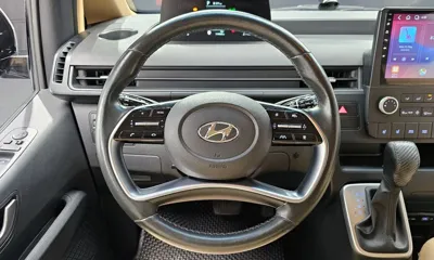 Hyundai Staria 2022, 114460 км, за 15294.74 USD - фото 13