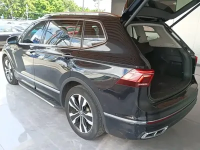 Volkswagen Tiguan L 2022, 58900 км, за 14496.58 USD