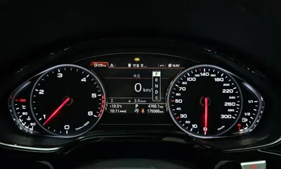 Audi A8 2015, 175568 км, за 12430.94 USD - фото 8