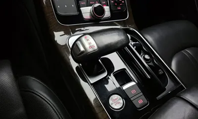 Audi A8 2015, 175568 км, за 12430.94 USD - фото 9