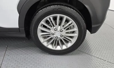 Hyundai Kona 2020, 77504 км, за 10944.63 USD - фото 21