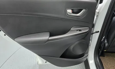 Hyundai Kona 2020, 77504 км, за 10944.63 USD - фото 25