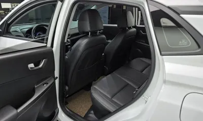 Hyundai Kona 2020, 77504 км, за 10944.63 USD - фото 26
