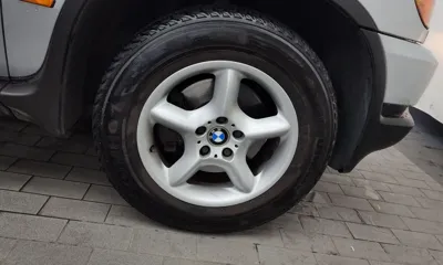 BMW X5 2002, 139702 км, за 2627.43 USD