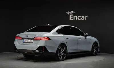 BMW 5-Series 2024, 30535 км, за 49444.77 USD