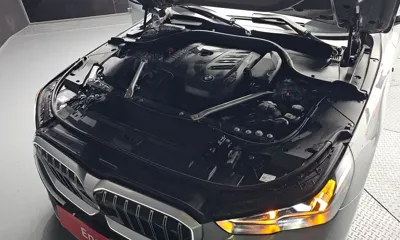 BMW 5-Series 2024, 30535 км, за 49444.77 USD - фото 6