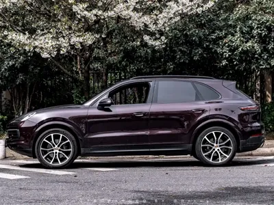 Porsche Cayenne 2021, 70000 км, за 62359 USD