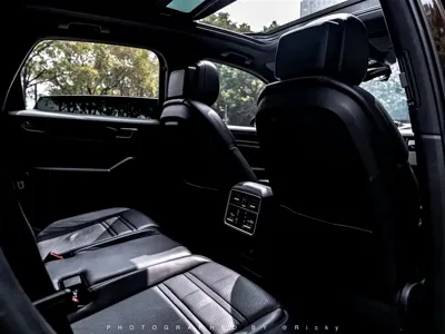 Porsche Cayenne 2021, 70000 км, за 62359 USD - фото 11