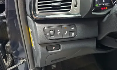 Kia Niro 2017, 150061 км, за 7548.9 USD - фото 17