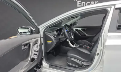 Hyundai Avante 2011, 121973 км, за 2560.06 USD - фото 11