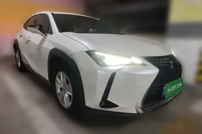 Lexus UX 2020, 57800 км, за 17321 USD