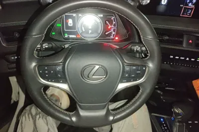 Lexus UX 2020, 57800 км, за 17321 USD - фото 9