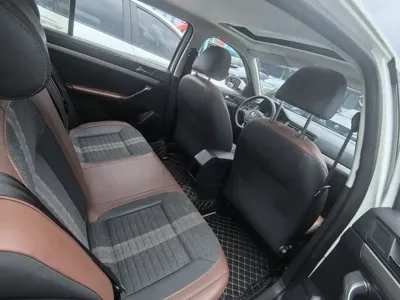 Volkswagen Lavida 2020, 90000 км, за 5635.56 USD - фото 10