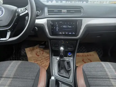 Volkswagen Lavida 2020, 90000 км, за 5635.56 USD - фото 12