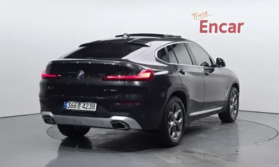 BMW X4 2023, 19715 км, за 28664.51 USD