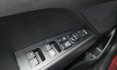 Hyundai Avante 2018, 93174 км, за 6144.7 USD - фото 18