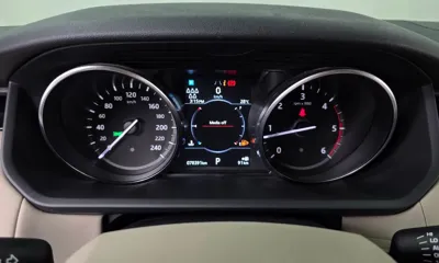 Land Rover Discovery 2019, 78391 км, за 14897.23 USD - фото 8